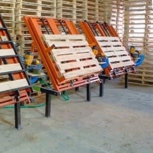 Поддоны деревянные - производство любых размеров в г Витебске